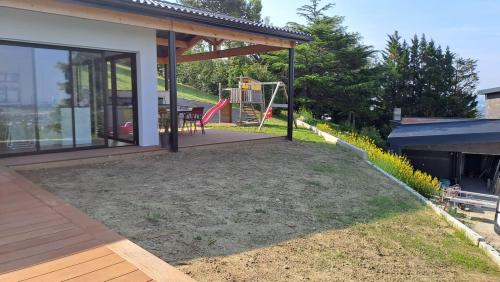 Ils ont tous choisi la tranquillité et la beauté  d'un gazon professionnel FRANCAIS